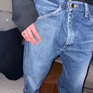 Vintage Rustler Distressed Medium Wash Denim Jeans 34 x 32